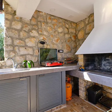 Amazing House, 20 M From The Beach, 80 M2 Martinscica (Cres) Exterior photo