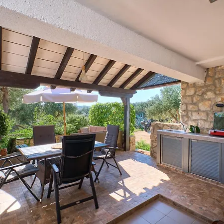 Amazing House, 20 M From The Beach, 80 M2 Martinscica (Cres) Exterior photo