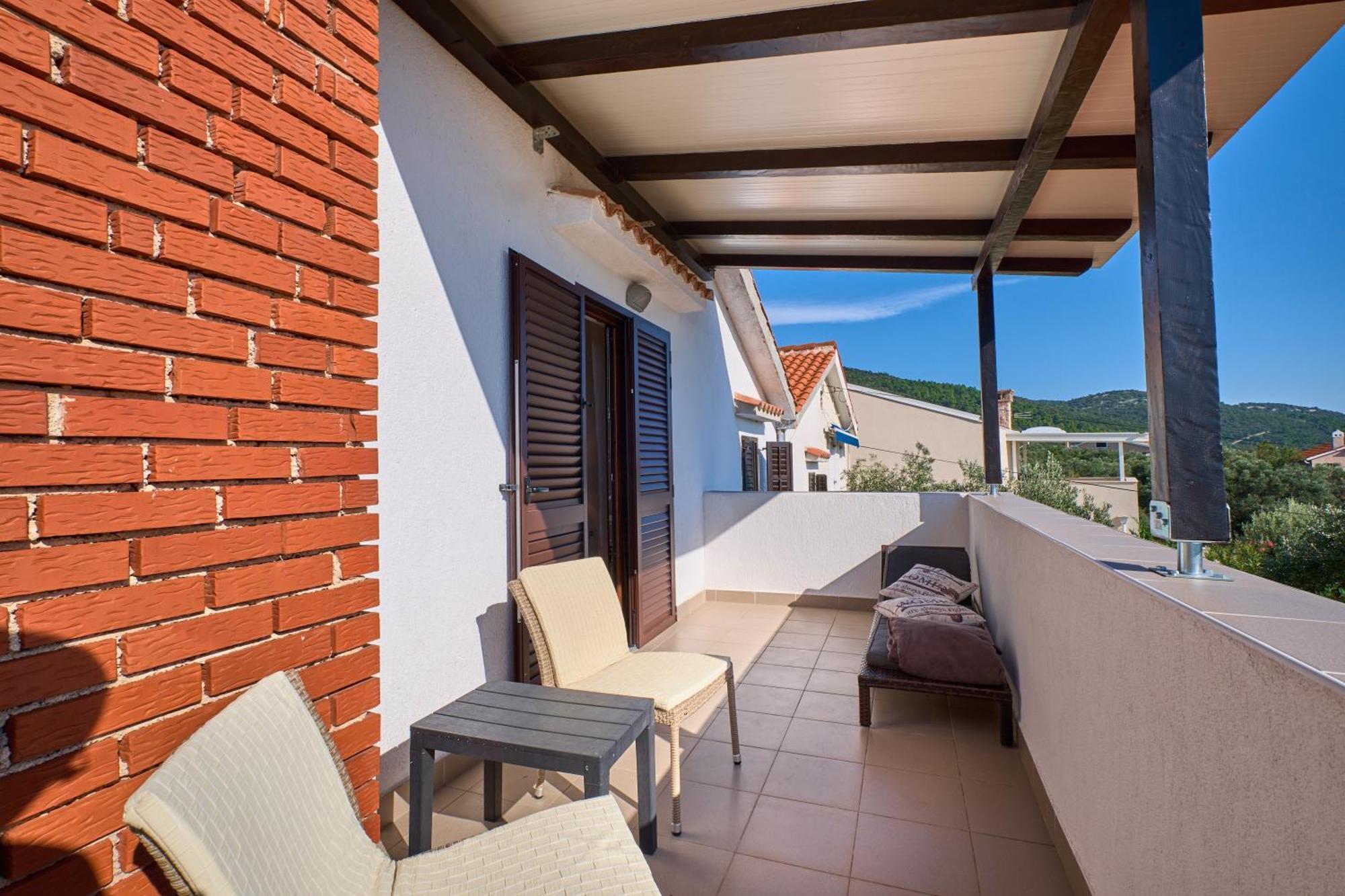 Amazing House, 20 M From The Beach, 80 M2 * Martinscica (Cres)