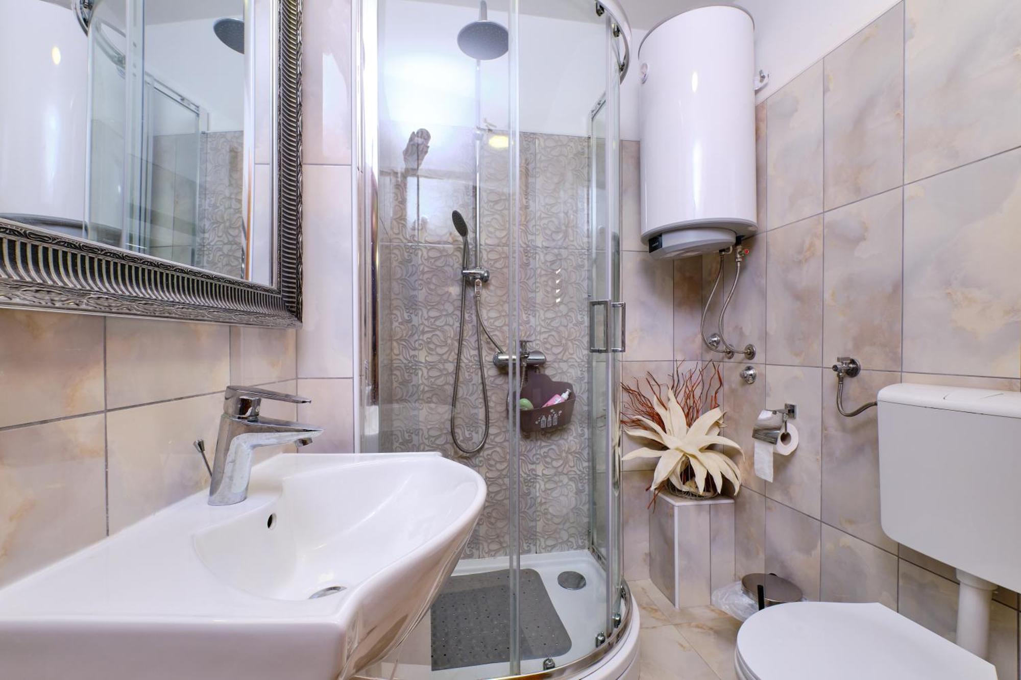 Amazing House, 20 M From The Beach, 80 M2 * Martinscica (Cres)