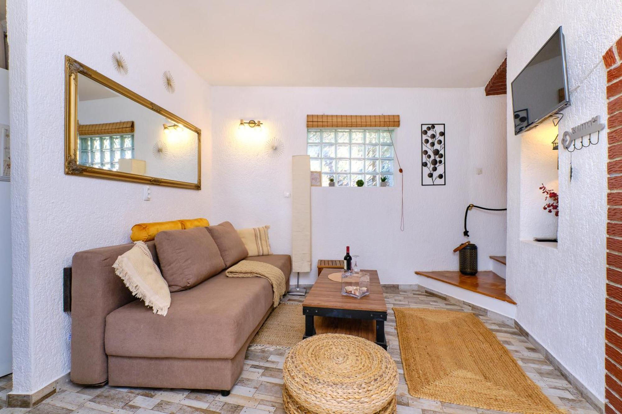 Apartment Amazing House, 20 M From The Beach, 80 M2